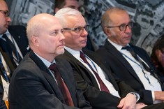 Od lewej: prof. J. Sęp, prof. A. Marciniec, prof. J. Gawlik,
