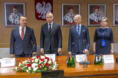 Od lewej: marszałek Władysław Ortyl, prezydent RP Andrzej Duda, prof. Jarosław Sęp, prof. PRz Iwona Włoch,