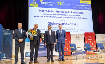 Od lewej: prof. Jarosław Sęp, Olgierd Dziekoński, prof. Piotr Koszelnik, prof. PRz Mariusz Ruszel,